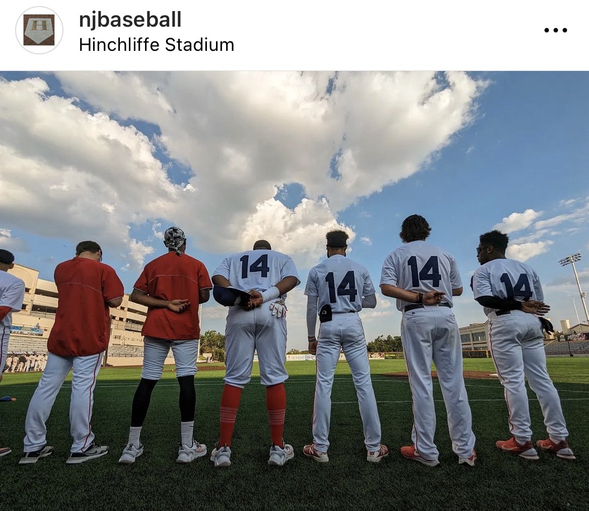 #LarryDobyDay
Great photo captured by @NJ_baseball 
Check out more on his IG if you’d like. #newark #eagles #Respect