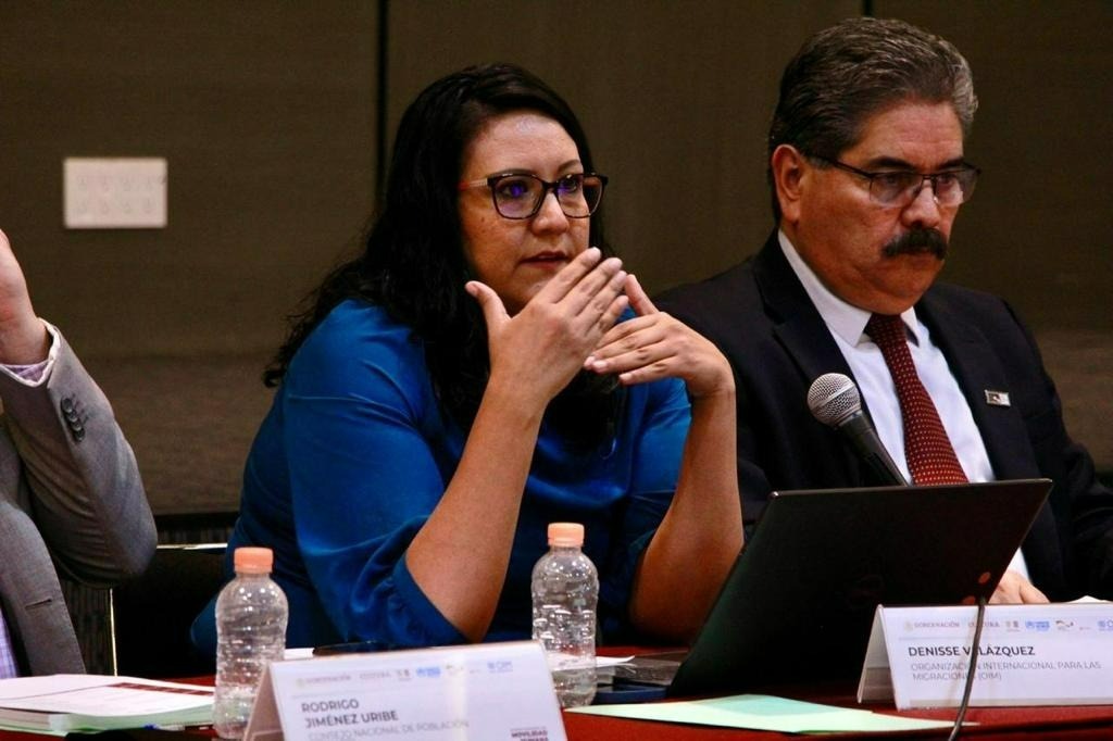 OIM_Mexico's tweet image. Hoy presentamos dos publicaciones con el recuento histórico de las #EMIF Norte y Sur en el marco del Encuentro Internacional de #MovilidadHumana, importantes insumos para entender el contexto de los flujos #migratorios en #Mexico.