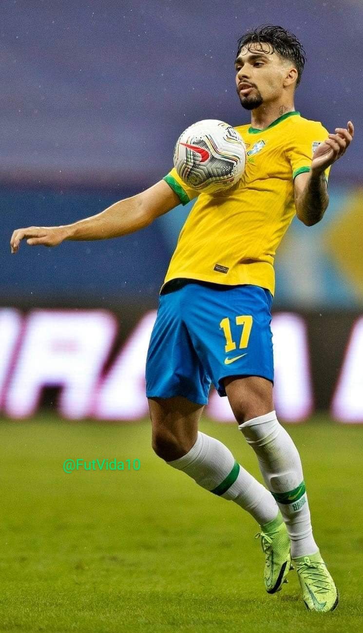 Futebol é Vida 18k on X: O meia Lucas Paquetá além de lindo, tem uma  volume gostoso. 🤤🤤🤤🍆🍆🍆 Futebol Soccer Football Gostoso Lindo  Sexy Bulge WestHam Meia PaquetaFV LucasPaquetáFV  t.co0OutCFEcav  X