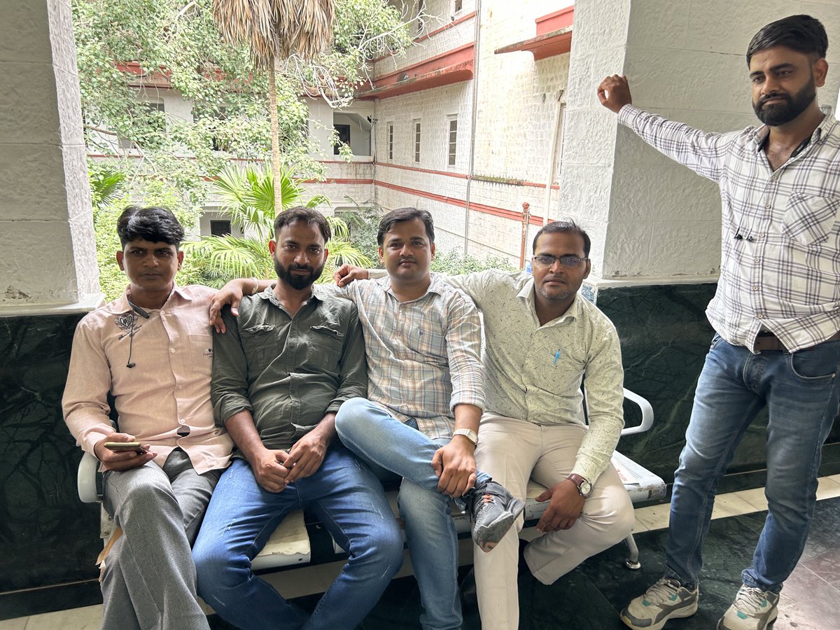 नर्सिंग ऑफिसर भर्ती एवं महिला स्वास्थ्य कार्यकर्ता भर्ती की वेरिफिकेशन सूची जारी करवाने को लेकर सचिवालय में अतिरिक्त मुख्य सचिव श्रीमती सुभ्रा सिंह जी से मुलाकात की।
⁦<a href="/ashokgehlot51/">Ashok Gehlot</a>⁩ ⁦<a href="/plmeenaINC/">Parsadi Lal Meena</a>⁩ ⁦<a href="/1stIndiaNews/">First India News</a>⁩ ⁦<a href="/SIHFW/">SIHFW Rajasthan</a>⁩