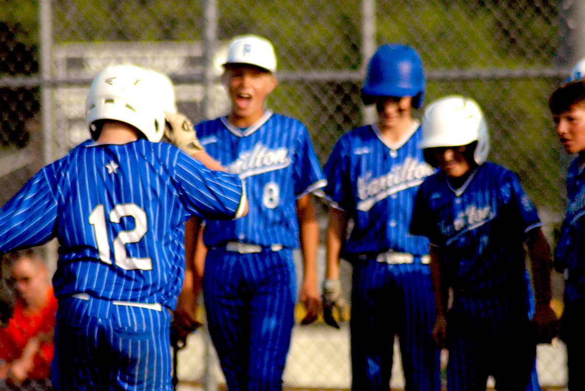 TheReportOhio's tweet image. ⚾️ West Side Little League defeated Lebanon 22-0 in first round of the district tournament at West Side Little League on Wednesday. The district tournament runs through Sunday. @wslloh @HamiltonOh 

📸 GALLERY: facebook.com/10003164123089…