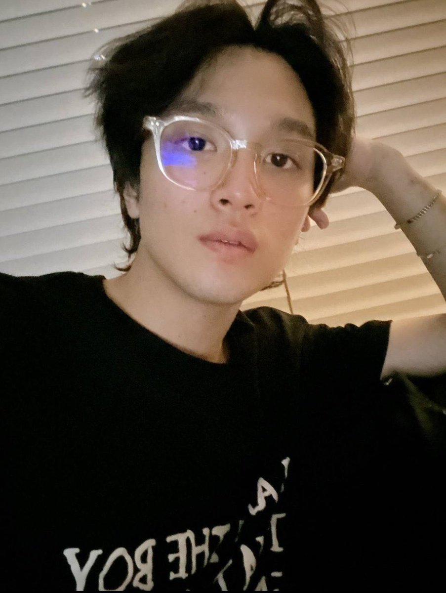 taeecart's tweet photo. wts lfb ph

blue elephant andy flesh eyeglasses worn by haechan !

₱1,700
under feta (eta: july 27)
isf to follow
dop: july 10
5 slots available https://t.co/EE8fBDQCHh