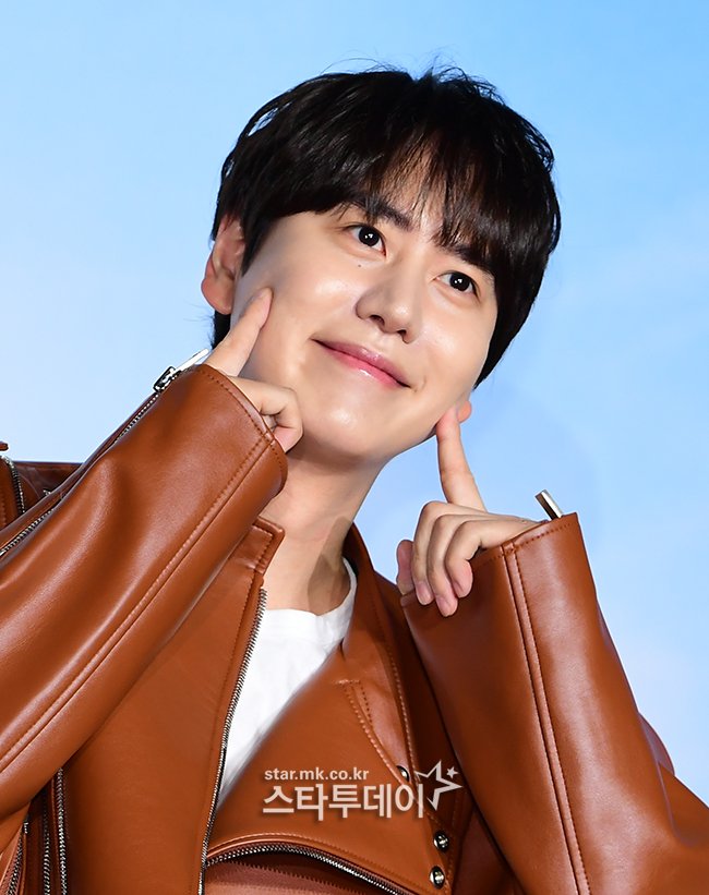 blahblah8823's tweet photo. 🫠🫠 #규현 #KYUHYUN https://t.co/6VDdJ5BuXz