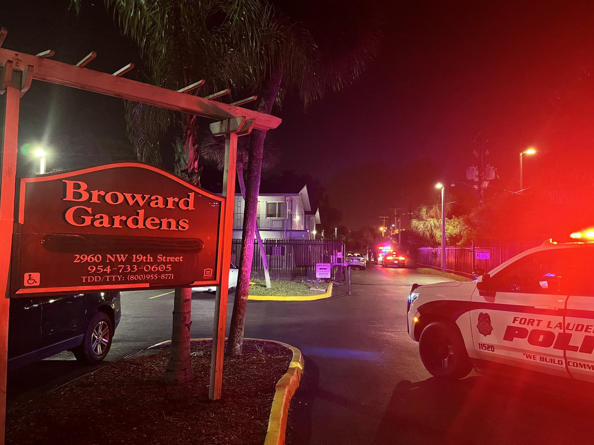 Niko Clemmons on Twitter ".ftlauderdalepd Chief says 5 people are in