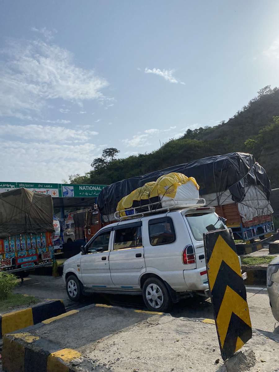 DakhseeshSharma's tweet photo. During the Shree Amarnath Ji Yatra LG administration should take a call to drop the toll of pilgrims' vehicles. This tax (Jajiya) should not be imposed on Yatris. Tolls are turned now Hindrance for the people. 
@manojsinha_ 
@AmitShah 
@ZeeNews 
@aajtak https://t.co/aSMbQDNy6M