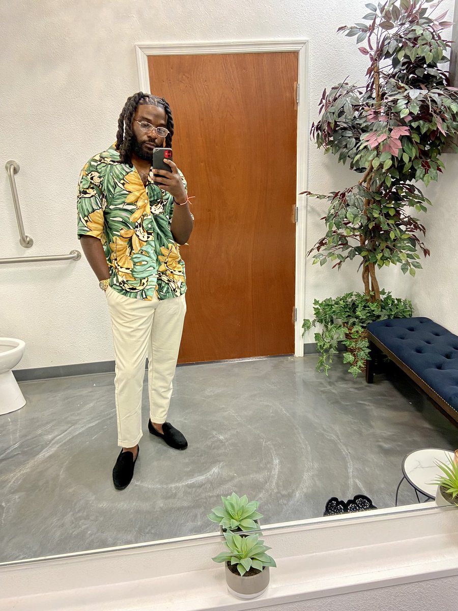 JoseConfetti's tweet photo. “I’m just pushin’ more 🅿️eter, more sweeter, more completer .. than any 🅿️eter pusher around” 

@youngthug https://t.co/Q5oJnMPmSZ