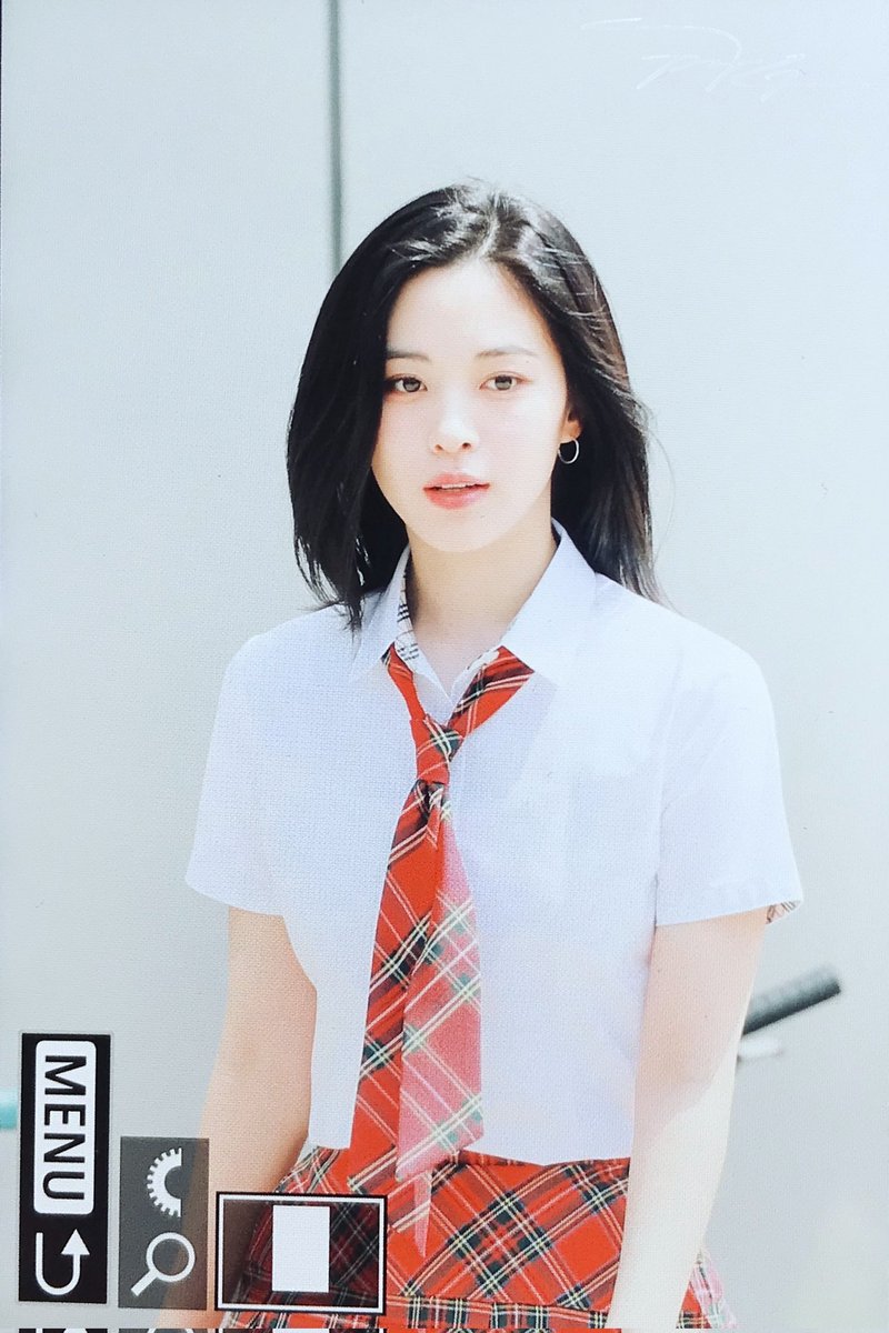 pjg920's tweet photo. 230706 아는형님 출근길 프리뷰
#ITZY #있지 #RYUJIN #류진 https://t.co/Sg0cwZPEbT