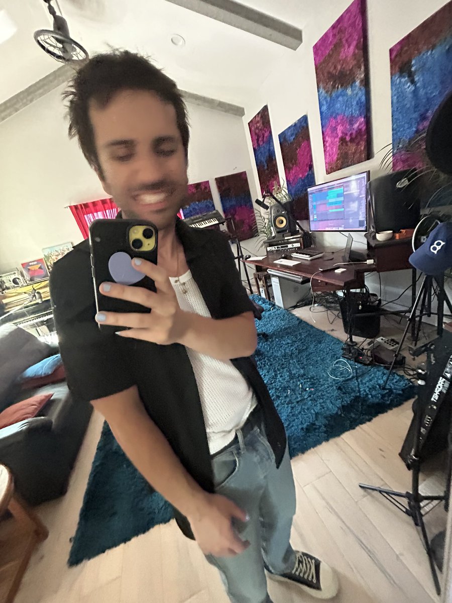 Petro AP tweet media