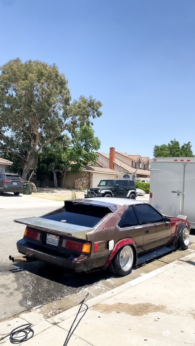 kuhnoo_mk2's tweet photo. keanu gets the mk2 painted finally challenge: DIFFICULTY IMPOSSIBLE https://t.co/MlYsrirRp9