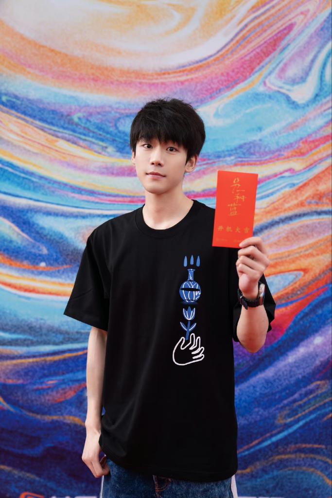 XieXingyangTH's tweet photo. [𝙓𝙞𝙚 𝙓𝙞𝙣𝙜𝙮𝙖𝙣𝙜'𝙨 𝘿𝙧𝙖𝙢𝙖 🦀✨🎬]

เปิดกล้องซีรีส์จีนเรื่อง #另一种蓝 หรือ #RebloomingBlue

เซี่ยซิงหยาง รับบท จ้าวจวิ้น

จัดทำโดย : MangoTV HunanTV
จำนวน : 36 ตอน

#谢兴阳 #XieXingyang #เซี่ยซิงหยาง https://t.co/GgZyTeEfUk