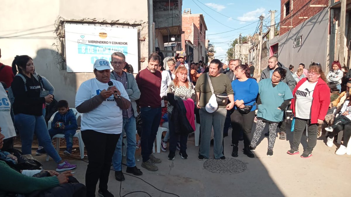 Encontrapuntos's tweet photo. Durante el acto la @CCC_Noroeste  manifestó el apoyo de la organización a nuestro compañero Intendente @fmoreiraok como candidato a Intendente de cara a las próximas elecciones.

#Unidad
#MoreiraIntendente
#SomosUno 
#SanMartín https://t.co/Xoreyqpthr