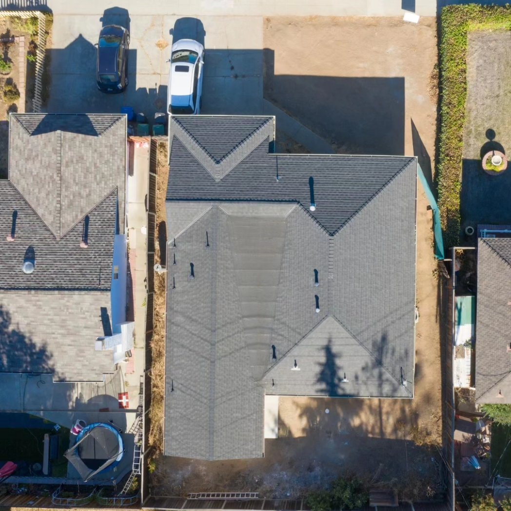 edrdesignbuild's tweet image. 🏠💡Tip of the Day:
 😌 Less Stressful Than Moving 📦: If you 💚 your location but need more 🏡 space, an addition can be a fantastic alternative to the hassle and stress of moving. 🔄
#homeaddition #roomaddition #newhome #newconstruction #homeremodel #homeremodeling