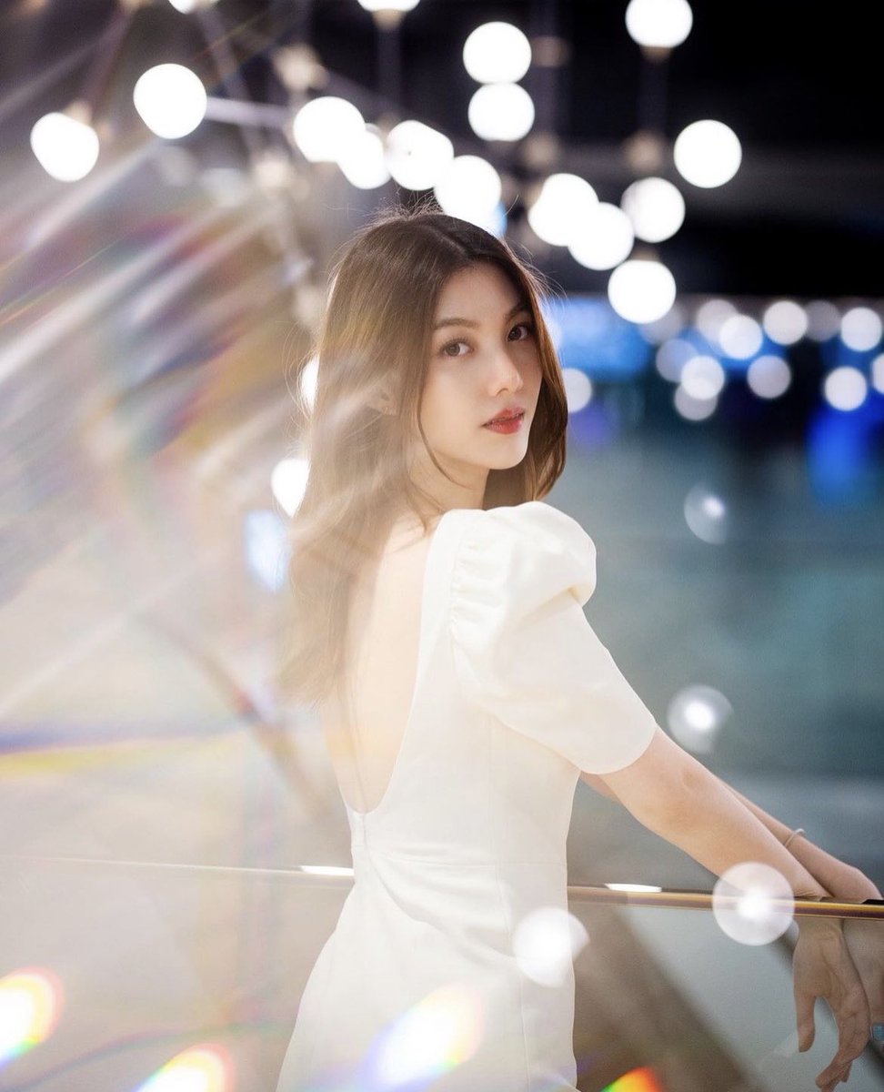 suntiphongxxi's tweet image. มีใครขายนักแสดงที่เล่นเป็น รีรี่ ยัง น้องออม กรณ์นภัส ลูกสาวคนสวยยยย น่ารัก นิสัยดี น่าเอ็นดูสุด ๆ เราเคยสอนน้องตอนมัธยม มีถ่ายงานบ่อยแต่ไม่ทิ้งการเรียนเลย ขยัน วางตัวดี มารยาทดี ตอนเรียนก็ตั้งใจเวอร์ ๆ ฝากน้องด้วยค้าบ

#มาตาลดาEP9 #มาตาลดาEP10 #มาตาลดา