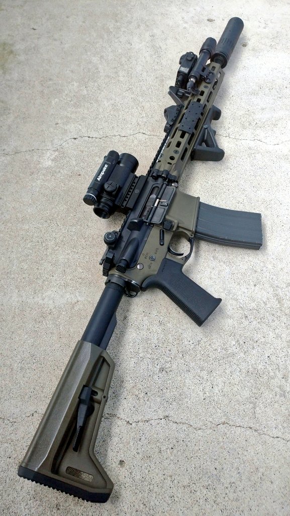 yakumoke_1's tweet photo. でけた( ･́∀･̀)ﾍﾍﾍ
良いね良いねｽﾞｲ(ง ˘ω˘ )วｽﾞｲ

TM MWS 14.5inch BK/OG
    （Handguard 12.5inch）

 #MWS
 #AR15 https://t.co/smIDu2E6kk