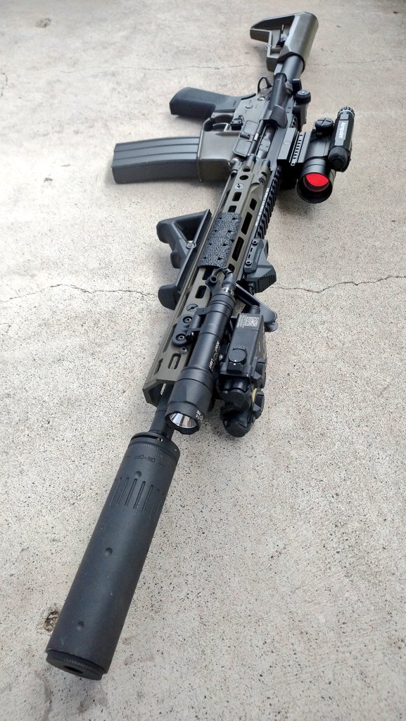 yakumoke_1's tweet photo. でけた( ･́∀･̀)ﾍﾍﾍ
良いね良いねｽﾞｲ(ง ˘ω˘ )วｽﾞｲ

TM MWS 14.5inch BK/OG
    （Handguard 12.5inch）

 #MWS
 #AR15 https://t.co/smIDu2E6kk