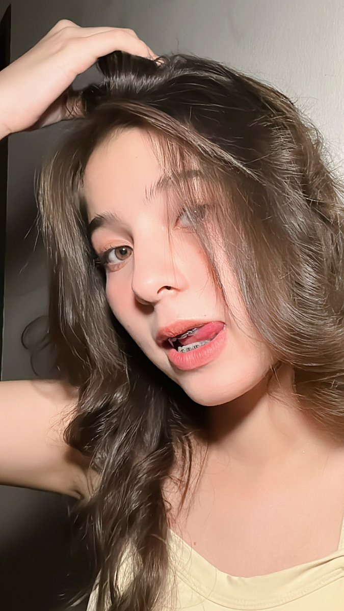 jxry2006's tweet photo. 💋 https://t.co/NHfSgdtoQx