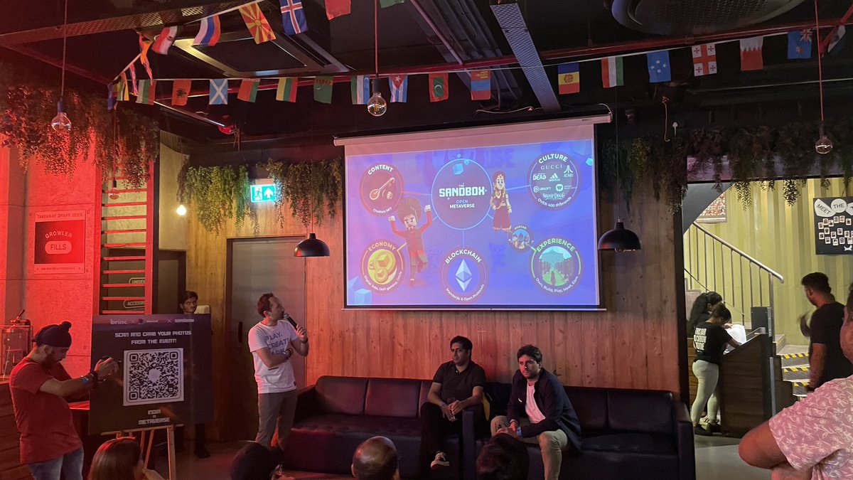 frobo99's tweet photo. Glad to be here to welcome @borgetsebastien @TheSandboxGame to India. Let’s build the Indian neighbourhood! @BharatBox_In @OgclubDAO @AviramStudio https://t.co/kvVjKmVNwr