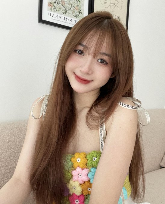 Vit27806306's tweet photo. Cách thân mật sẽ thay đổi,
theo sát bước chân của tôi https://t.co/ai0EliUS0g