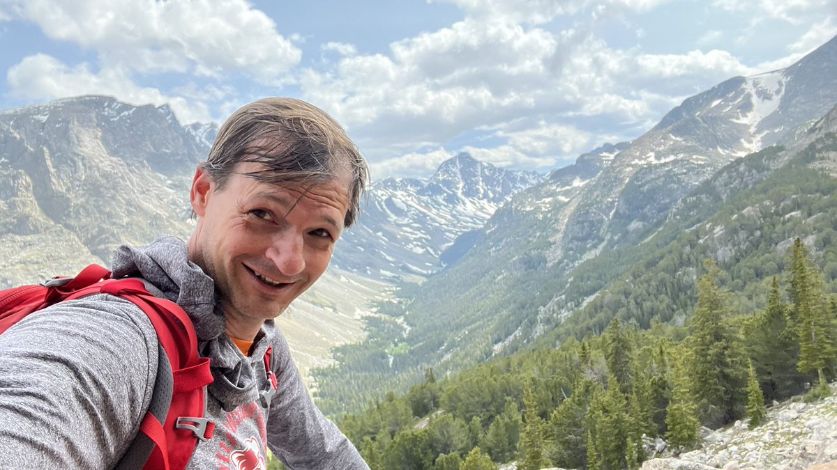mhall_viola's tweet photo. Week 3 of my residency in Yellowstone completed.
Given 16 performances and hiked 100 miles in three weeks.
Three more weeks to go!
#hiking #yellowstone #newmusic #beartooths https://t.co/0CICE2ZHGH