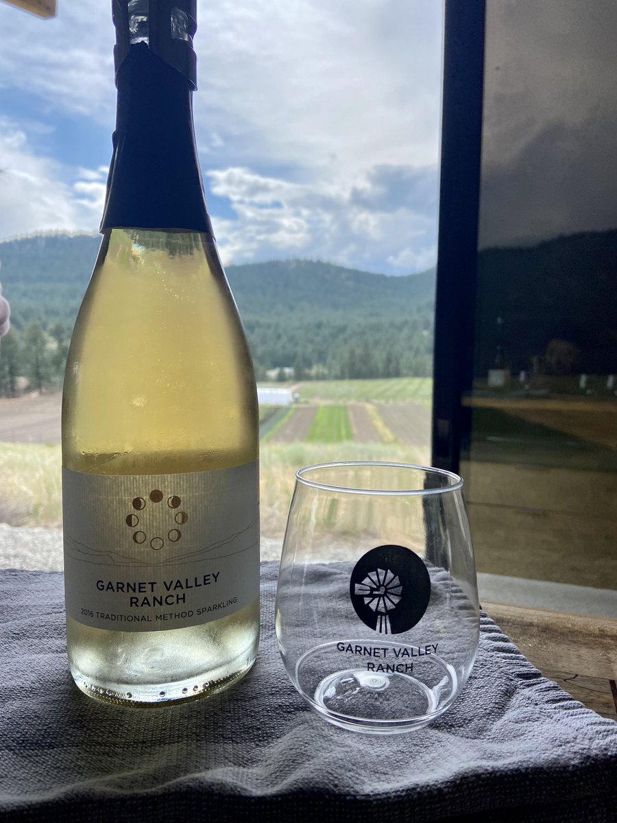 @paulrickett New fave is Garnet Valley Ranch.  It’s spectacular #bcwinechat