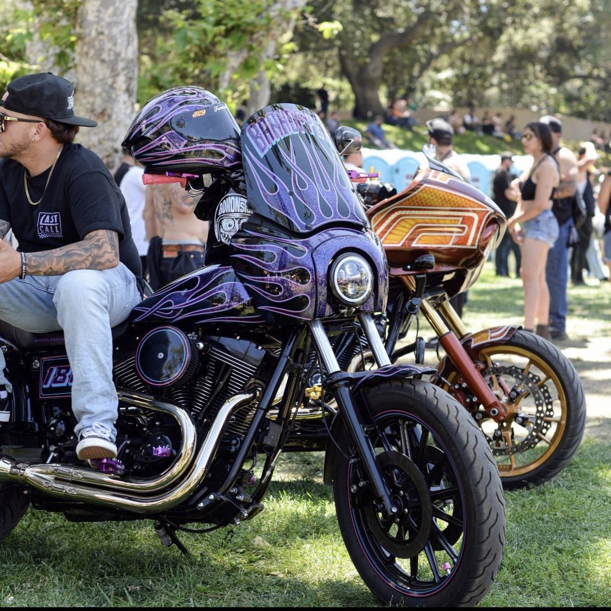 carli_beau's tweet photo. My happy place. Where u will find me with the biggest smile is on a bike🙌🏼 love this thing oldie but goodie🤝🏼#02tsport#harleydavidson#harleywheelies#basicdyna#workingclassbuilt#garagebuilt✌🏼🤌🏼 @bellhelmets https://t.co/ATytoxWPmE