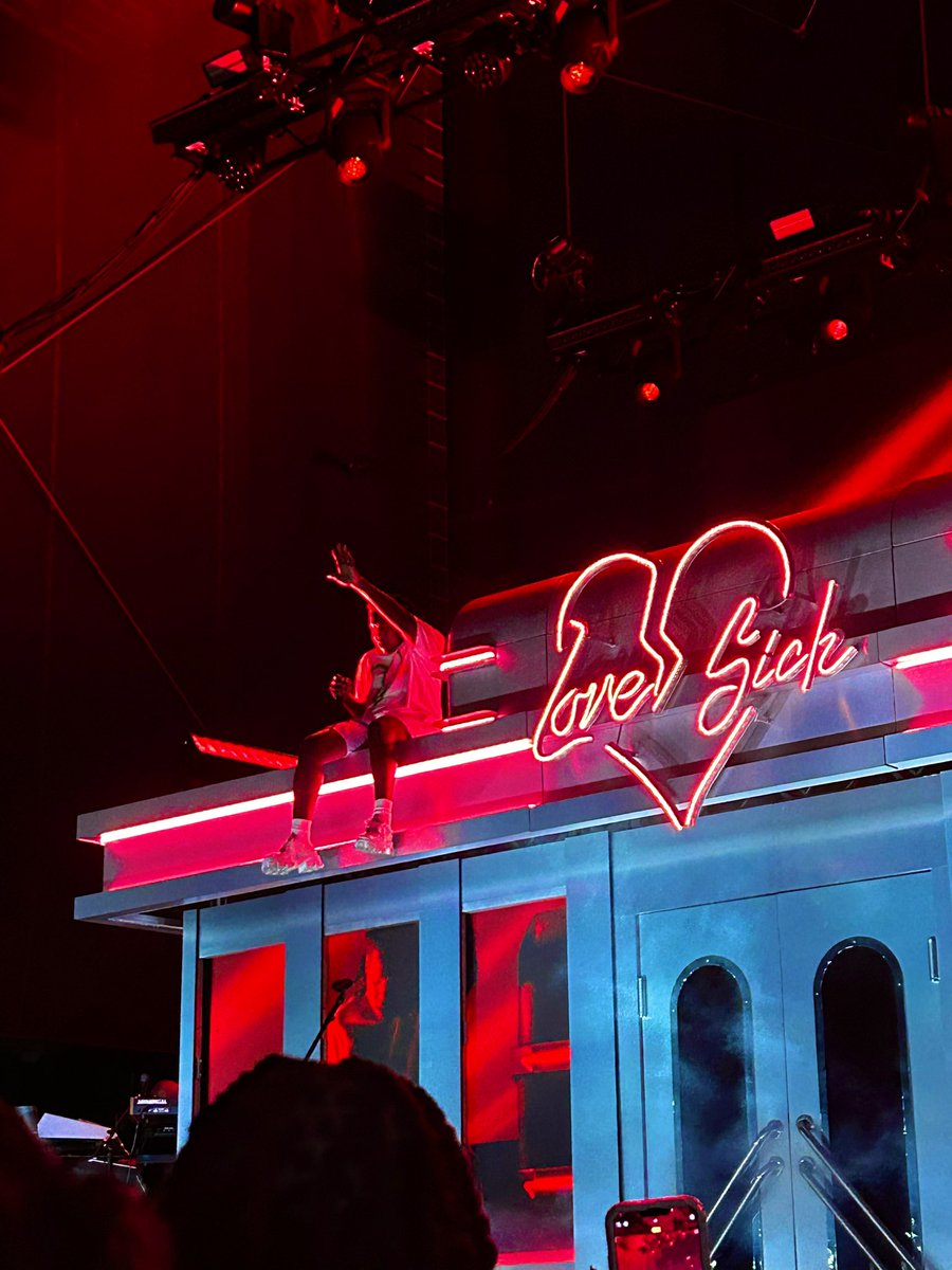 MattPreble's tweet photo. A few pics I took at @DonToliver #LoveSickTour https://t.co/cPgnVA4ntZ