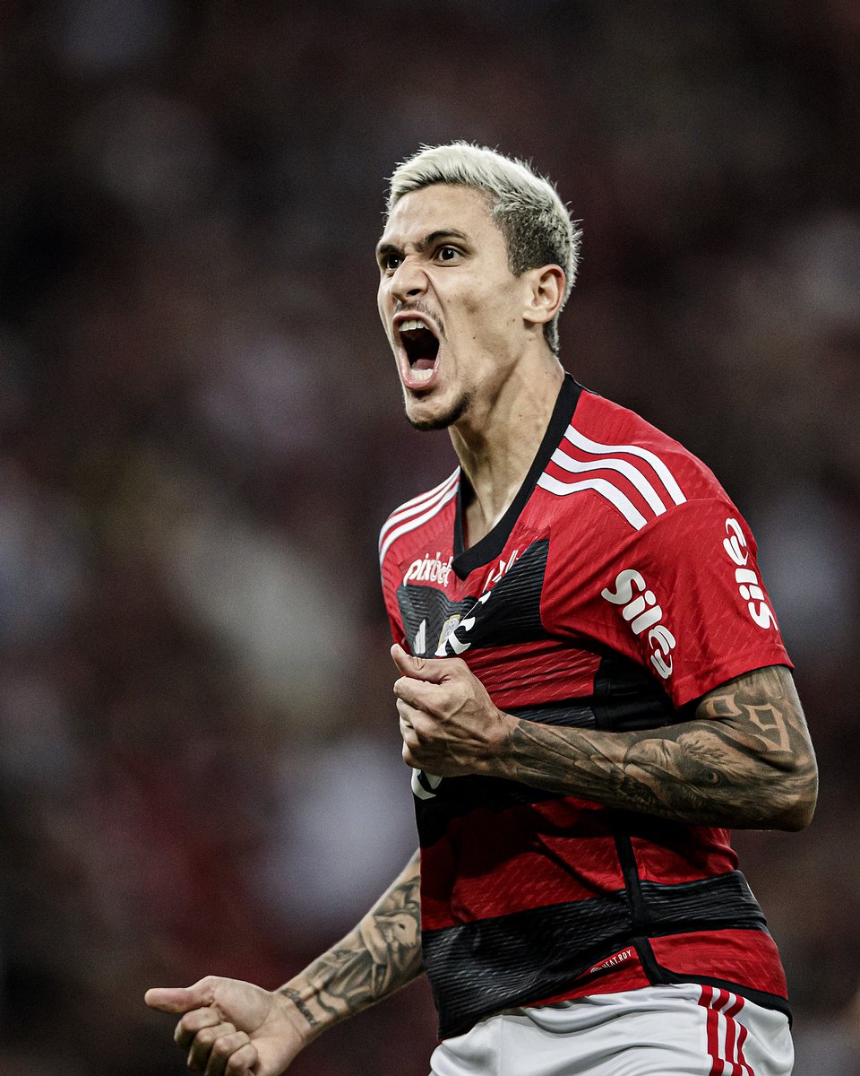 Pedro9oficial's tweet photo. Vitória importantíssima. Seguimos 🔴⚫️

Glória a Deus 🙏🏼 @Flamengo https://t.co/EqmeaY93Ia