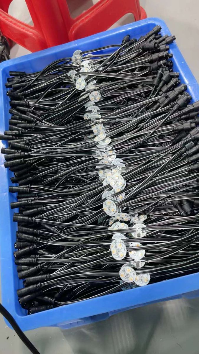 shijilighting's tweet image. #stringlight
RGB RGBW digital pixel led ball waterproof Christmas led string lightThey can be a good choice for lights for hotels, restaurants, night clubs, coffee / wine bars, shopping malls, various shops, cinemas, beauty centers,etc
 website:shiji-led.com