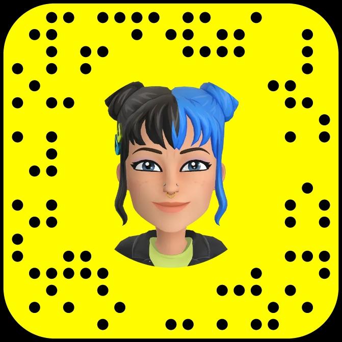 maggie 🩵 on Twitter: "Add me on Snapchat! Username: mythicmaggie https