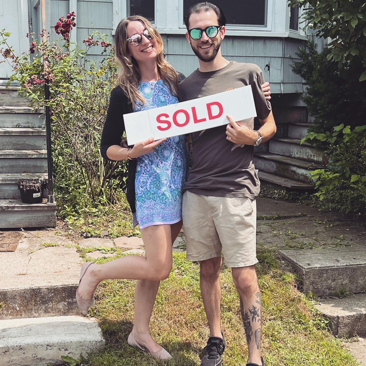 Fortissimona's tweet image. How it started vs. how it ended

Thanks @ScottBarrows5!

Probably gonna wait on that Vespa til I get a garage tho

I love #ROC Twitter