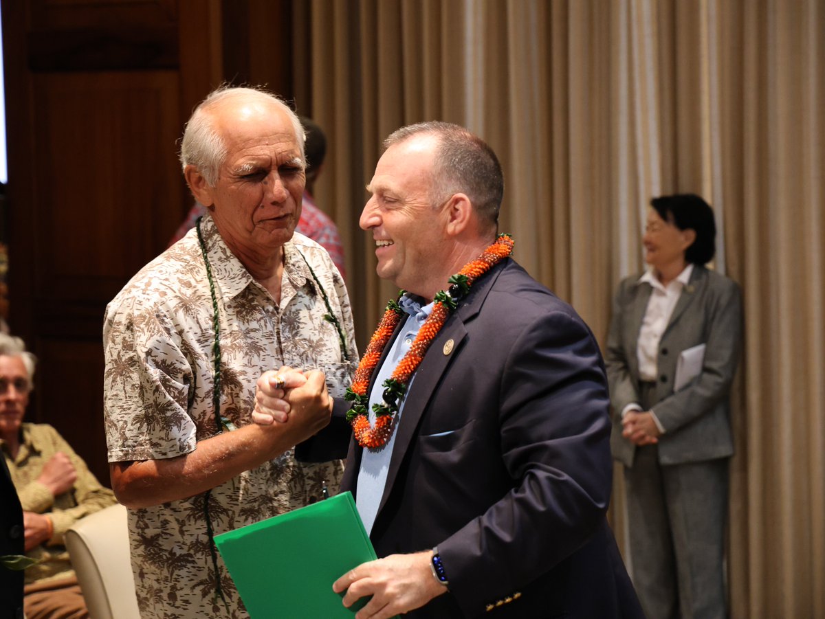 Hawaiʻi Senate Democrats tweet media