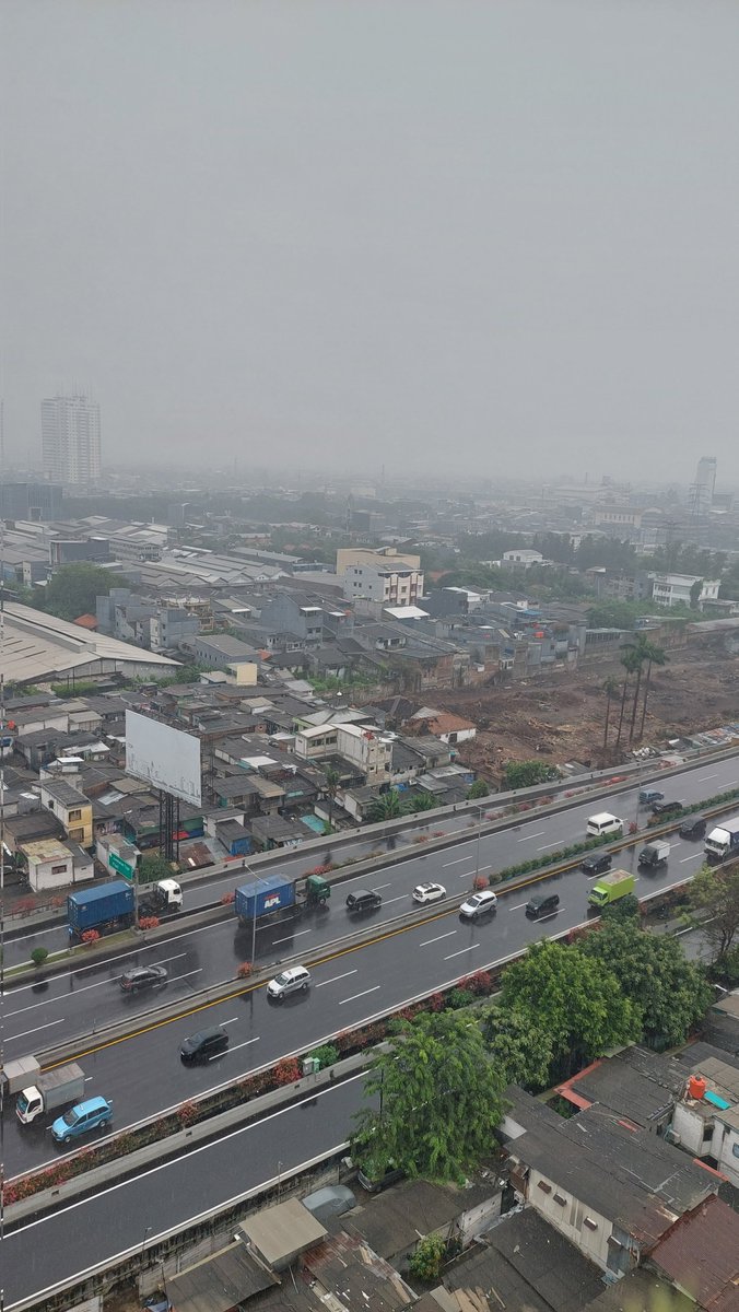 dearestbangchan's tweet image. &quot;𝒉𝒖𝒋𝒂𝒏 𝒅𝒊 𝒃𝒖𝒍𝒂𝒏 𝒋𝒖𝒍𝒊&quot;
ㅡshots with #GalaxyA52s
    jakarta, 10.42 am.