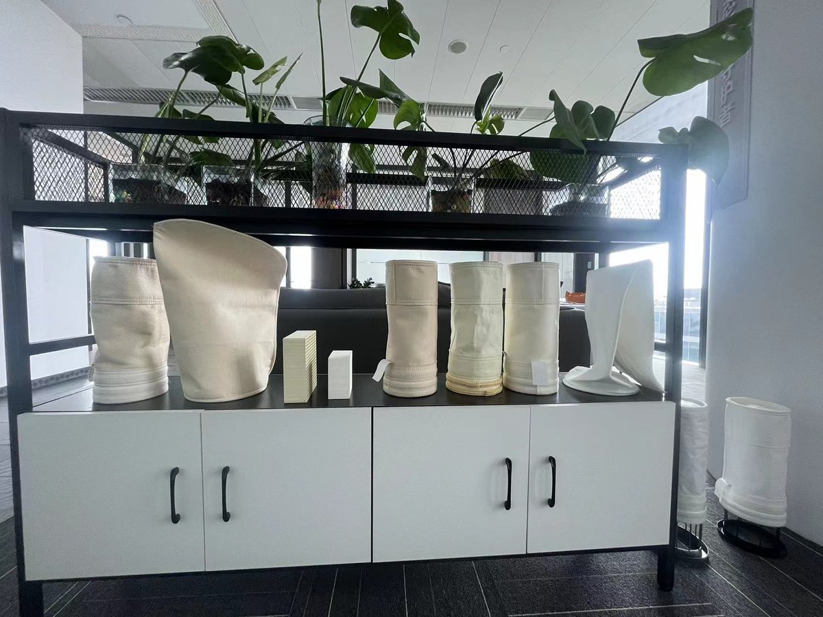 The Sample of Yuanchen Technology Filter Bag and SCR Catalysts.

1. The Main Products of Filter Bag and Filter Cloth--
PPS, Polyster,P84,Aramid, Nomex,Acrylic ,PTFE,etc.
  The holes of SCR Catalyst--
The holes of SCR Catalysts have 9,13,15,16,18,20,22,25,30,35,40,45 etc.