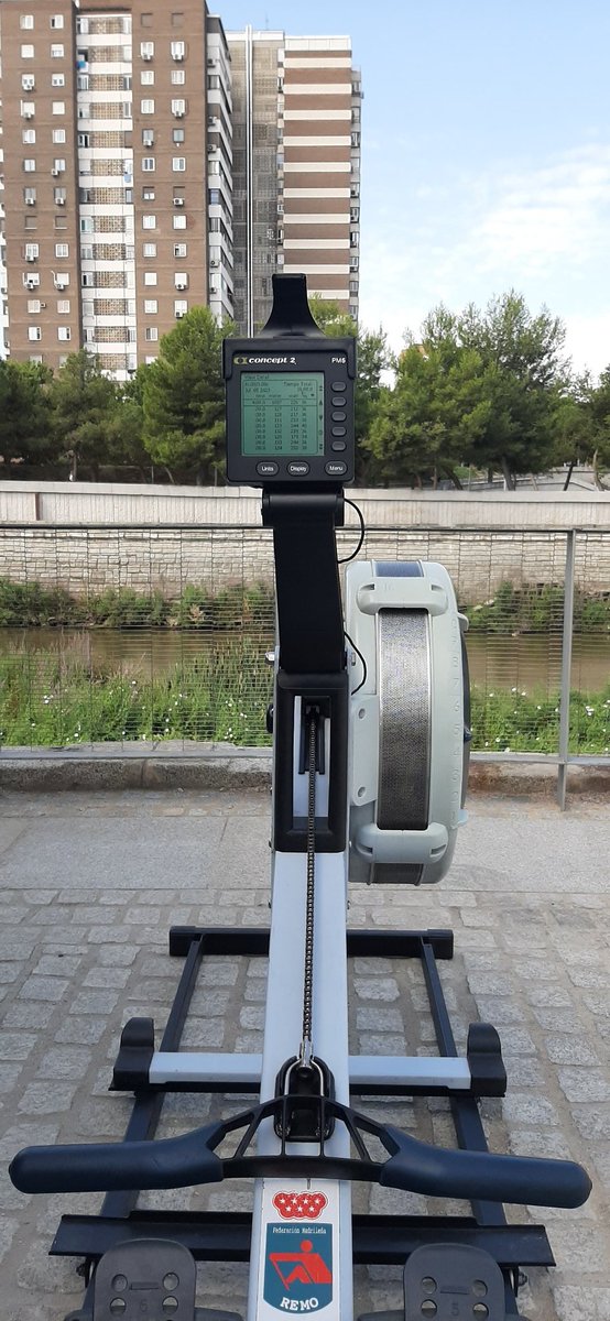 Ultimo entreno antes del Cpto de España, todo listo para competir este próximo fin de semana en Castrelo <a href="/nauticocastrelo/">O Náutico de Castrelo</a>. Como echamos de menos que hubiera sido en el agua del rio Manzanares #MadridQuiereRemar
😕🚣‍♀️🚣‍♀️💪