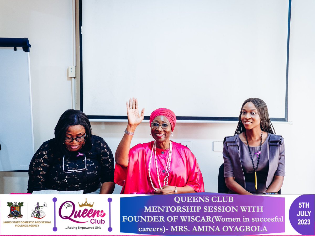 Lagosdsva's tweet photo. She inspired the Queens to seize each precious moment, emphasizing the value of time and the importance of being well-informed as key differentiators that set them apart from the crowd.

#LagosDSVA #QueensClub #WISCAR #EmpoweringGirls
#LASG #AGreaterLagosRising https://t.co/GvY63suCZC