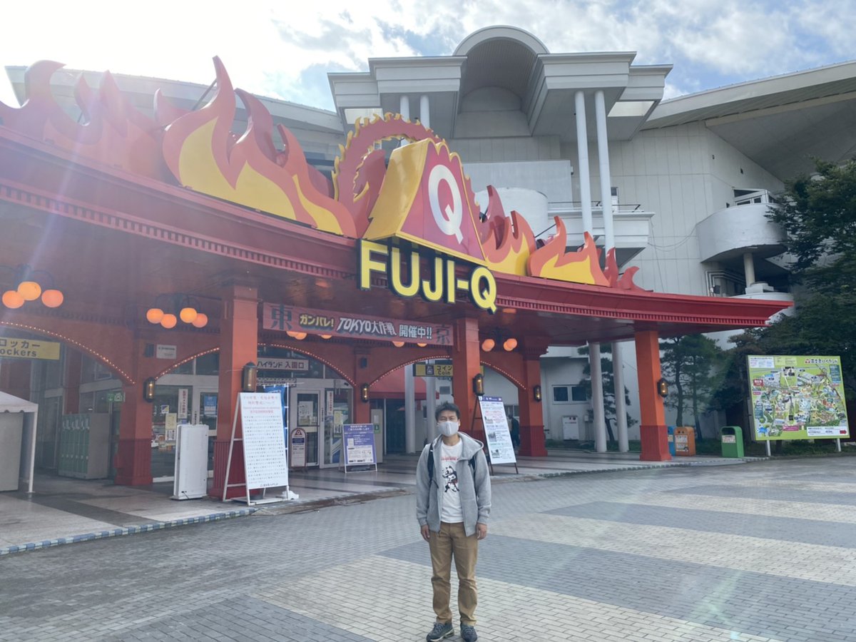 kmo_555's tweet photo. 名前:オカメ
性別:男
身長:140㌢以上200㌢未満
好き乗物:ええじゃないか
嫌い場所:富士急ハイランド以外
一言:富士急ハイランド大好きです
           家の隣に出来て欲しい位です

よろしくお願いします。

#富士急ハイランド
#富士山 https://t.co/k8q7RUmqWH