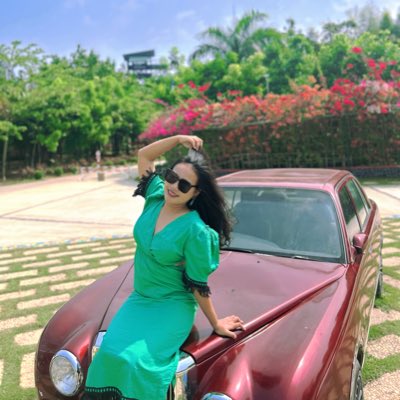 Snow2Hnin's tweet photo. #NewProfilePic https://t.co/MlP1NGyizy