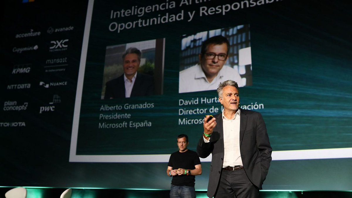 ComputerWorld España (@computerworldes) on Twitter photo En el marco del evento #MicrosoftAISummit, Alberto Granados, presidente de <a href="/MicrosoftES/">Microsoft España</a>, repasa la hoja de ruta de la compañía para la gobernanza de la #IA mediante la seguridad y la transparencia, y subraya que “los datos son de nuestros clientes”. bit.ly/3CYOn5k En el marco del evento #MicrosoftAISummit, Alberto Granados, presidente de <a href="/MicrosoftES/">Microsoft España</a>, repasa la hoja de ruta de la compañía para la gobernanza de la #IA mediante la seguridad y la transparencia, y subraya que “los datos son de nuestros clientes”. bit.ly/3CYOn5k