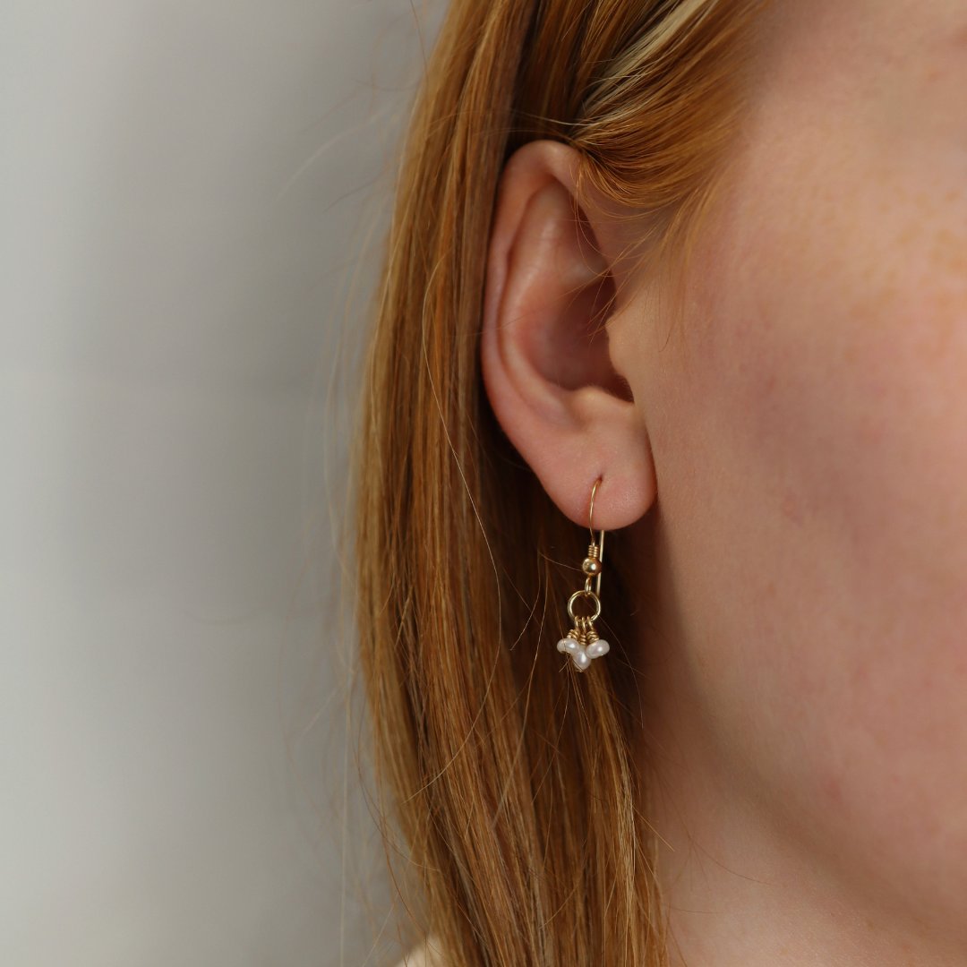 How perfect are our dainty pearl drop earrings?

bit.ly/46BIKaY

#heidikjeldsenlttd #finejewellery #shopoakham #shopmillstreetoakham