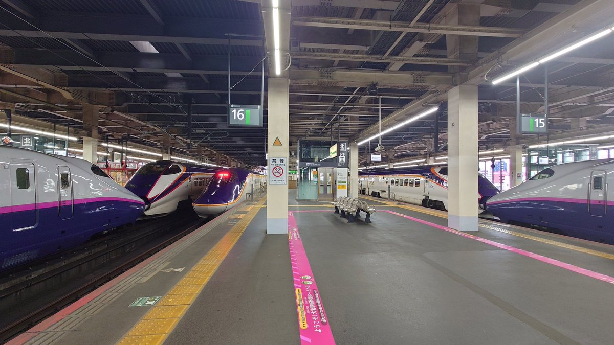 rikka_E6's tweet photo. アツい並びだった…… https://t.co/ImQrYkmbmW