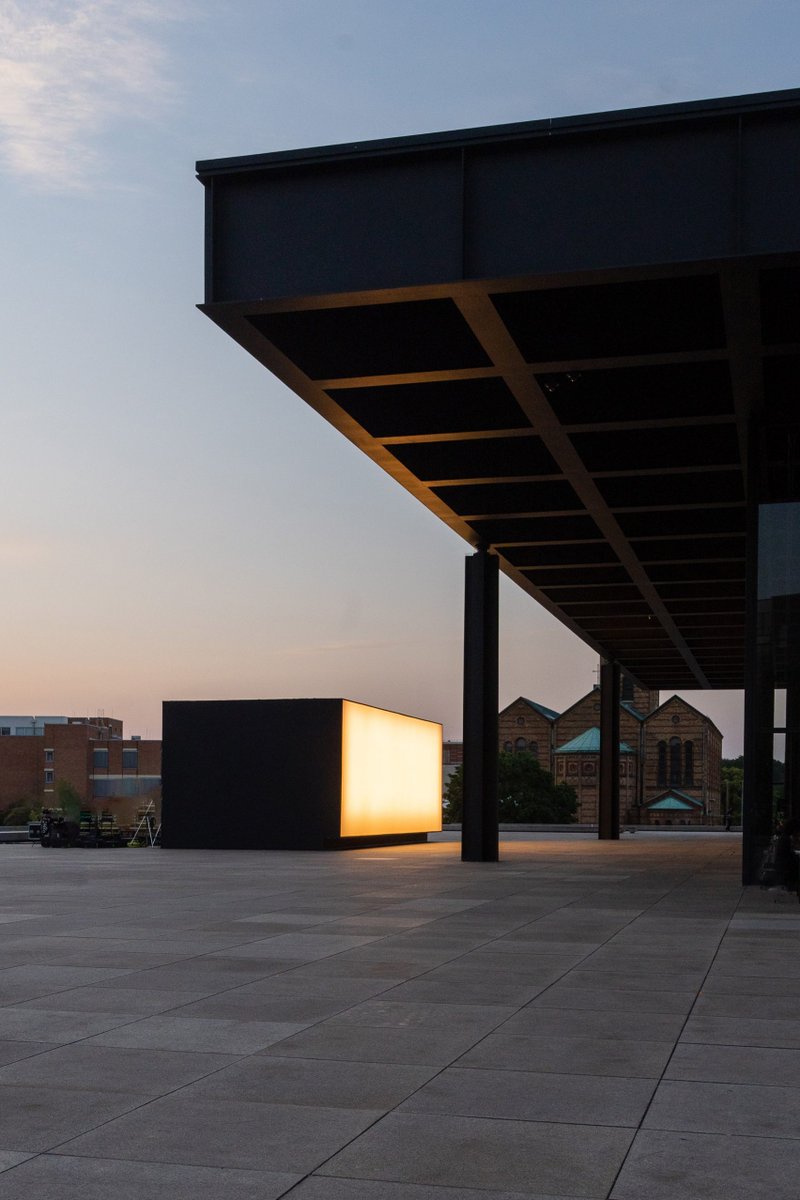 KGDAwards's tweet photo. #KGDAsharing
▼ Inspiration
Saint Laurent stages menswear show at Mies van der Rohe's Neue Nationalgalerie

Source: Dezeen

Read more on our website: https://t.co/BNFMNmdSJJ
Instagram: https://t.co/ISAoTckDe1
.
#KGDA #kgdaward #kgdawards #design #architecture  #interiordesign https://t.co/zB8iFs8E5e