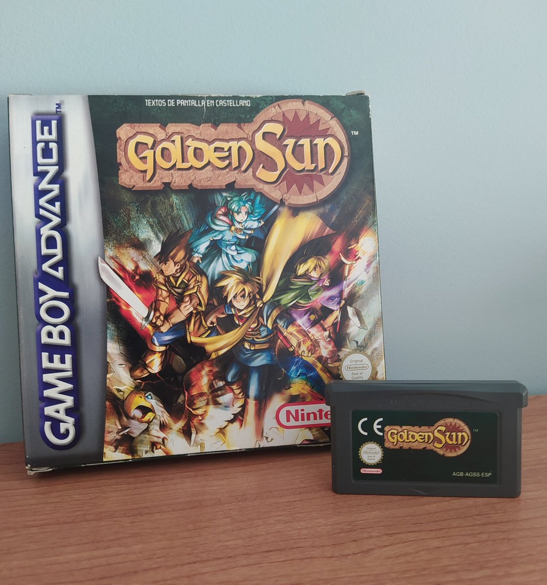 Charlss37's tweet photo. #Camelotsoftware 2002
#Goldensun ✨🤍
#GameBoyAdvance 👾 #Nintendo 🍄 https://t.co/zvM5WsaFmm