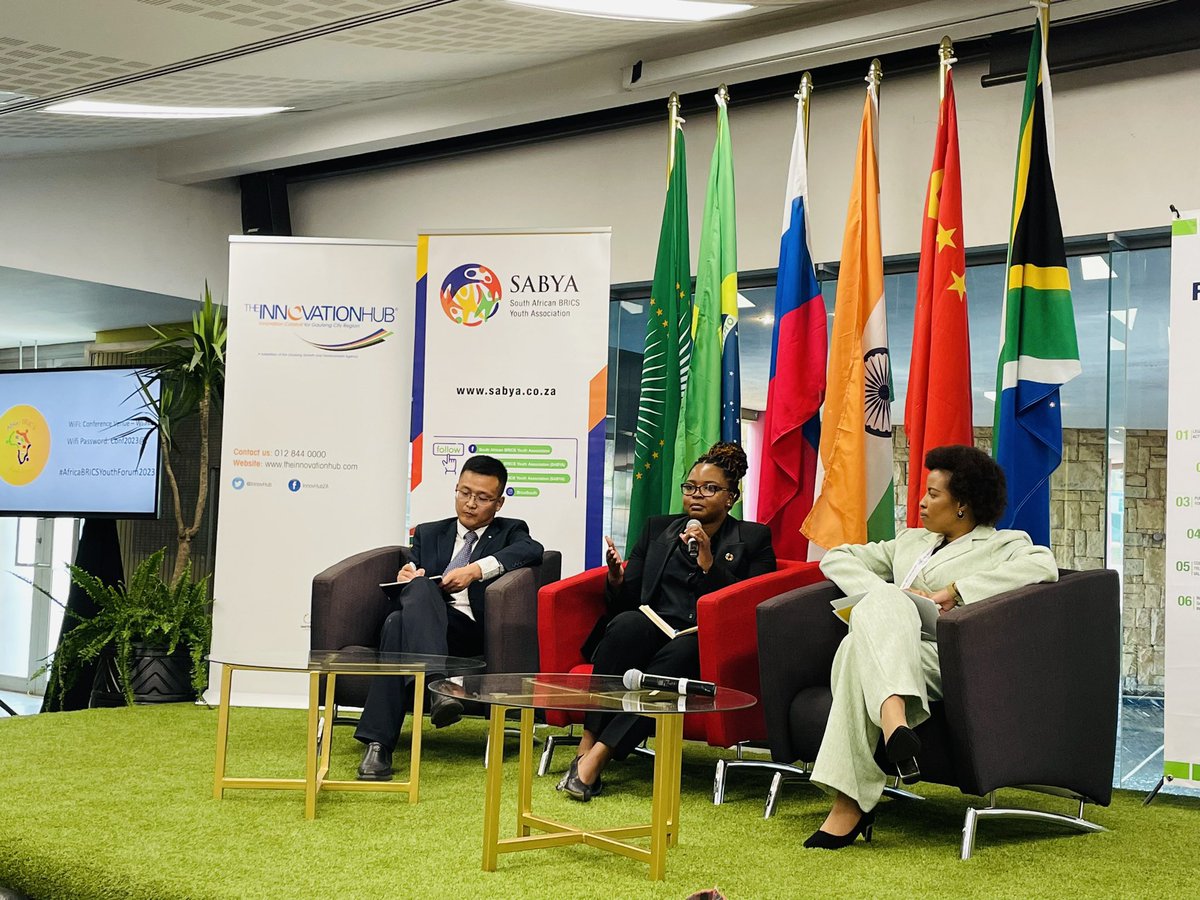 na_sibanibani's tweet photo. Africa BRICS Youth Forum hosted by @BricsSouth. Just Energy Panel Discussion is chaired by founder of Africa4Nuclear, @Princymthombeni; 

Venue @InnovHub https://t.co/SLPs530Pab