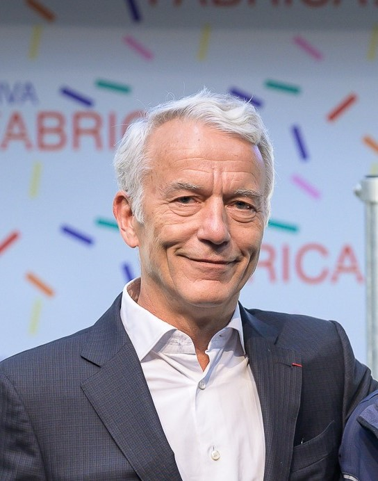 MedefAura's tweet photo. 📣 Ce jeudi 6 juillet, Patrick Martin, Président du Groupe Martin Belaysoud, a été élu Président du @medef pour un mandat de 5 ans.
👏 Un grand bravo à @PMartin2023 et un grand merci à @GeoffroyRDB pour ses 5 dernières années de présidence !
#election #presidence #medef https://t.co/W5L4LrOYFZ