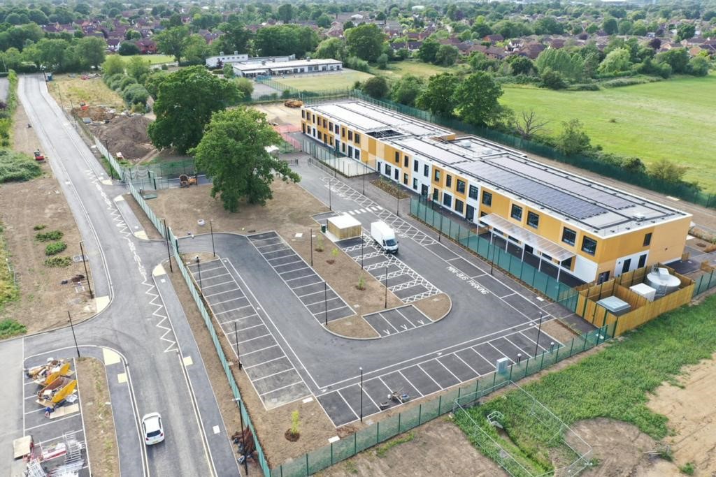 Reds10  is nearing completion on 3 SEMH/SEND schools across London &amp; SE, all of which will be handed over in Q3 and early Q4 2023. We're concurrently working on a further 5 SEND/SEMH school buildings across the UK.
<a href="/HLMArchitects/">HLM Architects</a>
|
<a href="/dhagroup/">DHA</a>
|
<a href="/_designid/">Design ID</a>
|
<a href="/evrconsulting/">EVR Consulting Ltd</a>