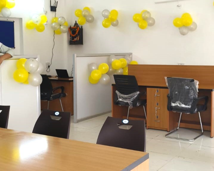 swarafincare's tweet photo. We are delighted to announce the opening of our new branch in Jind, Haryana. We are strengthening our footprint in Haryana and plan to open many more branches soon.

Dev Verma | Mukund Madhav | Sumit Ranjan
.
.
.
#swarafincare #swaranbfc #nbfc #NewBranch #BranchOpening https://t.co/rZuDVX0ZDL