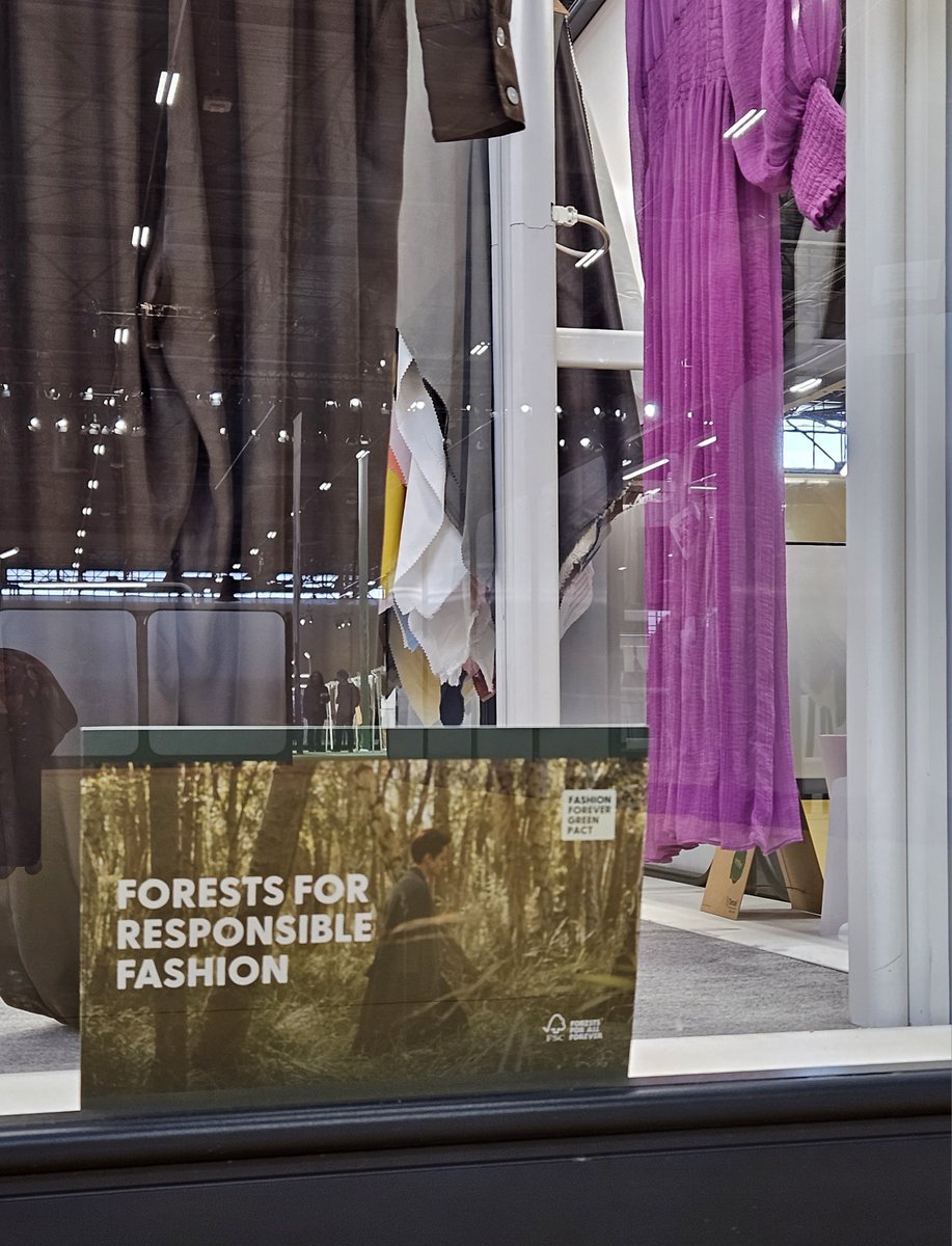 FSC_IC's tweet image. Last day at @PremiereVision Paris! Visit our booth (6HUB33 in Hall 6) to learn how brands and manufacturers can support forests by joining the Fashion Forever Green Pact.

#PremiereVision #ForestsForAllForever