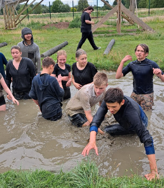 MarshlandHS's tweet photo. Year 9s on Super Learning Day visited the Playground and took part in lots of team building, perseverance and
resilience activities. Everyone had a brilliant day and we had lots of lovely feedback regarding our
students #MHS #opportunities https://t.co/8LiMMu1NmH