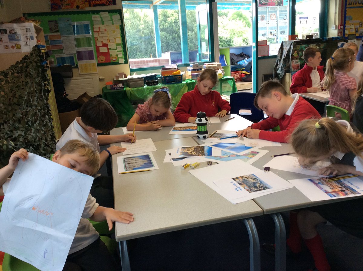 MIssBai69392016's tweet photo. #WOWWeek #group4 More fabulous artwork of Italian landmarks. @stjs_staveley https://t.co/lFsntObQly