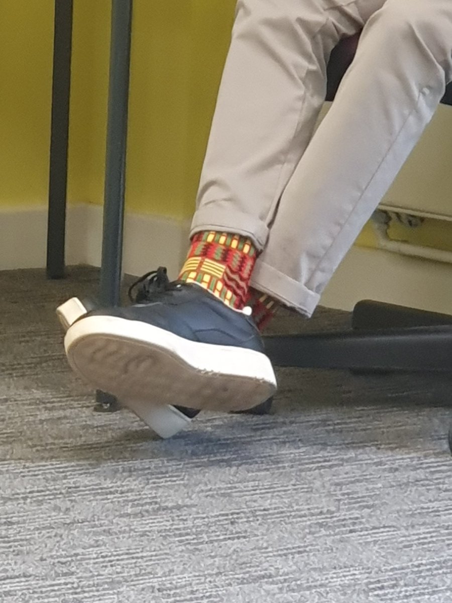 NM_CommunityMSK's tweet photo. 1st Thursday of month means 1 thing, Band 7 training! Great presentation regarding pain and pharmacology from Matt (and his great socks). Important to learn about the impact of medications and how we can support patients to the best of our ability #InService #CPD #Physiotherapy https://t.co/atB0s73stx